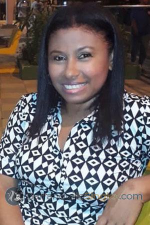 181315 - Zorayda Age: 44 - Colombia