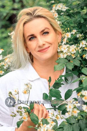 220668 - Viktoriia Age: 51 - Ukraine