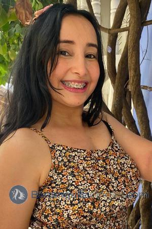 223203 - Brenda Age: 39 - Colombia
