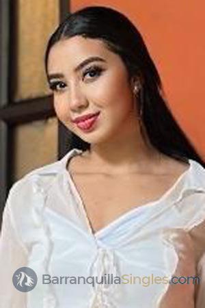 224711 - Paula Age: 25 - Colombia